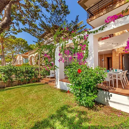 Beachfront Nur By Sealand דירה