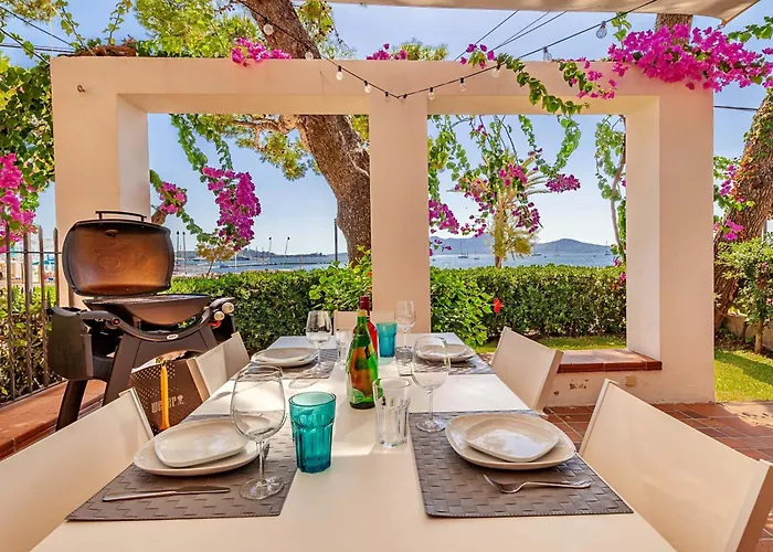 Apartmán Beachfront Nur By Sealand