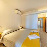 Beachfront Nur By Sealand Apartment *