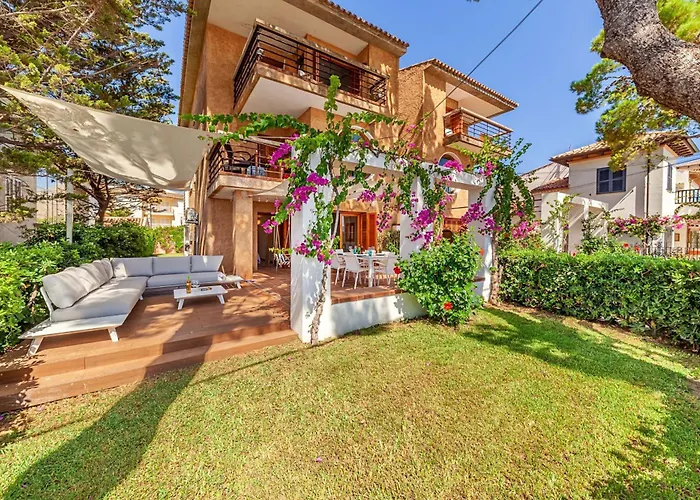 Beachfront Nur By Sealand Daire *